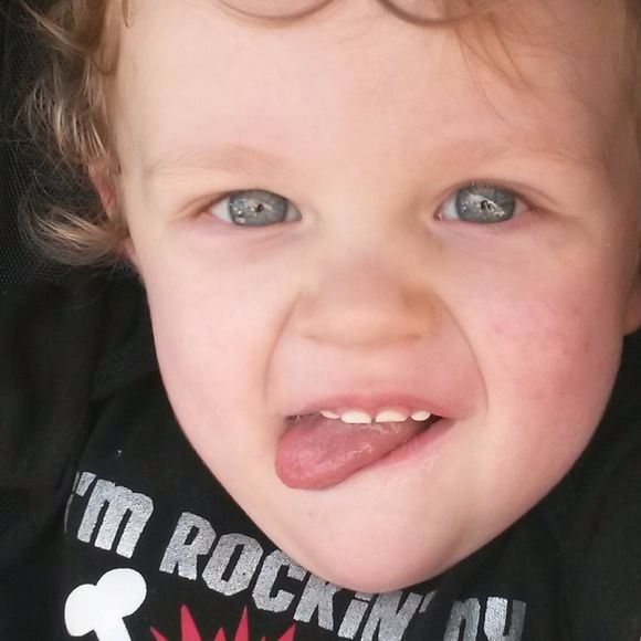 Meet your Posher, Melissa - Picture 2 of 2